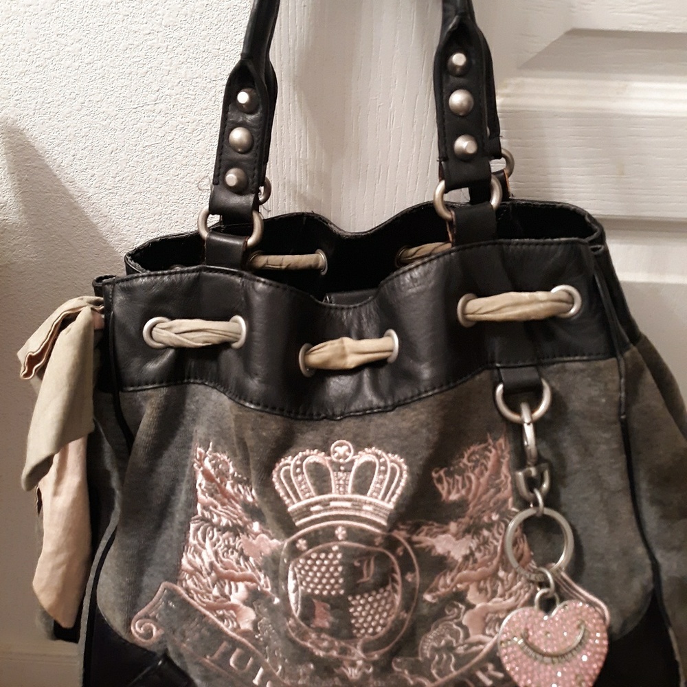 *SOLD ON MERCARI DO NOT BUY*